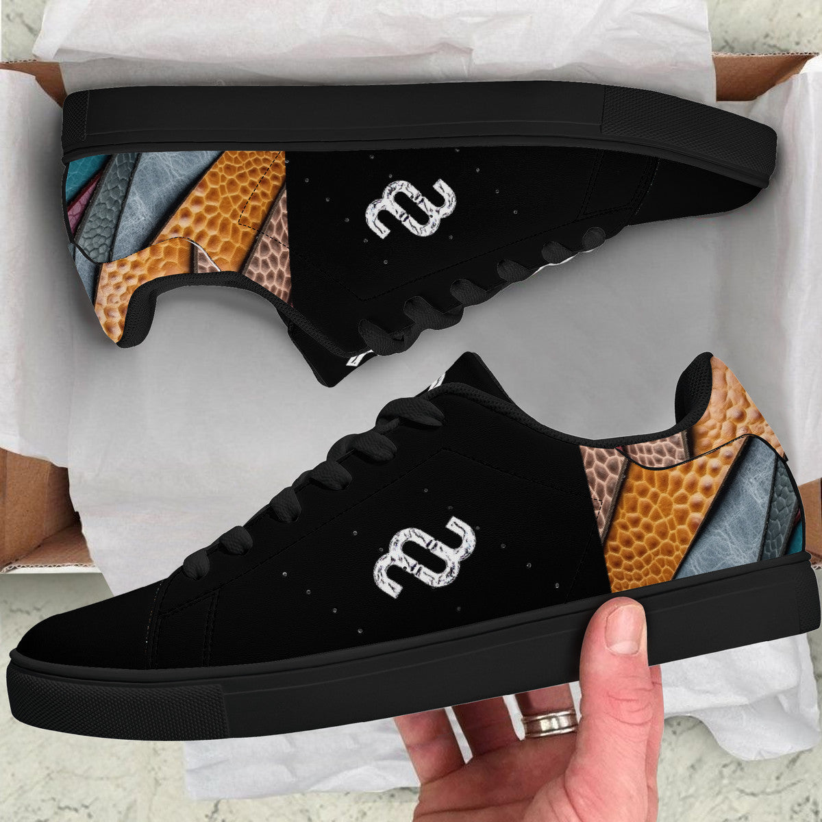 Money Bushae D27 Low-Top Synthetic Leather Sneakers - Black