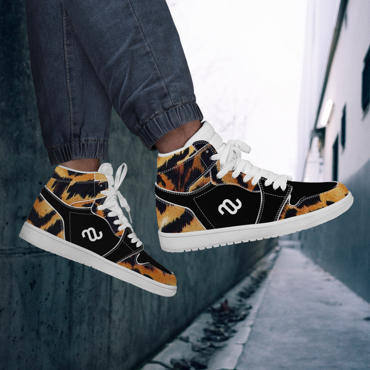 Money Bushae tiger D17 High Top Synthetic Leather Sneaker