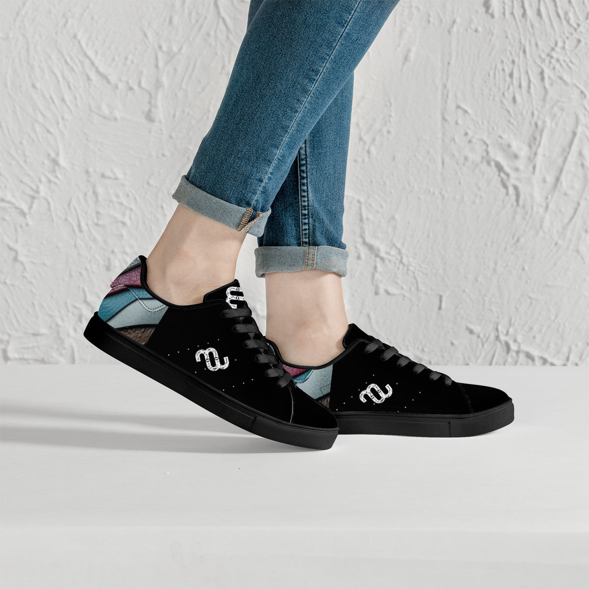 Money Bushae D27 Low-Top Synthetic Leather Sneakers - Black